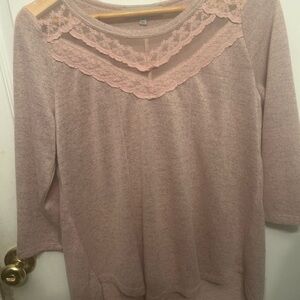 Absolutely Famous pink 3/4 sleeve top size medium women’s